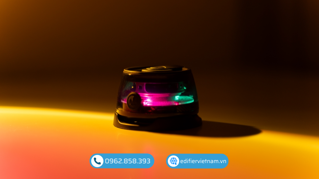 Loa không dây Bluetooth Edifier Hecate G200 sở hữu đèn LED RGB ấn tượng